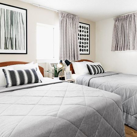 Intown Suites Extended Stay 沃纳罗宾斯 外观 照片